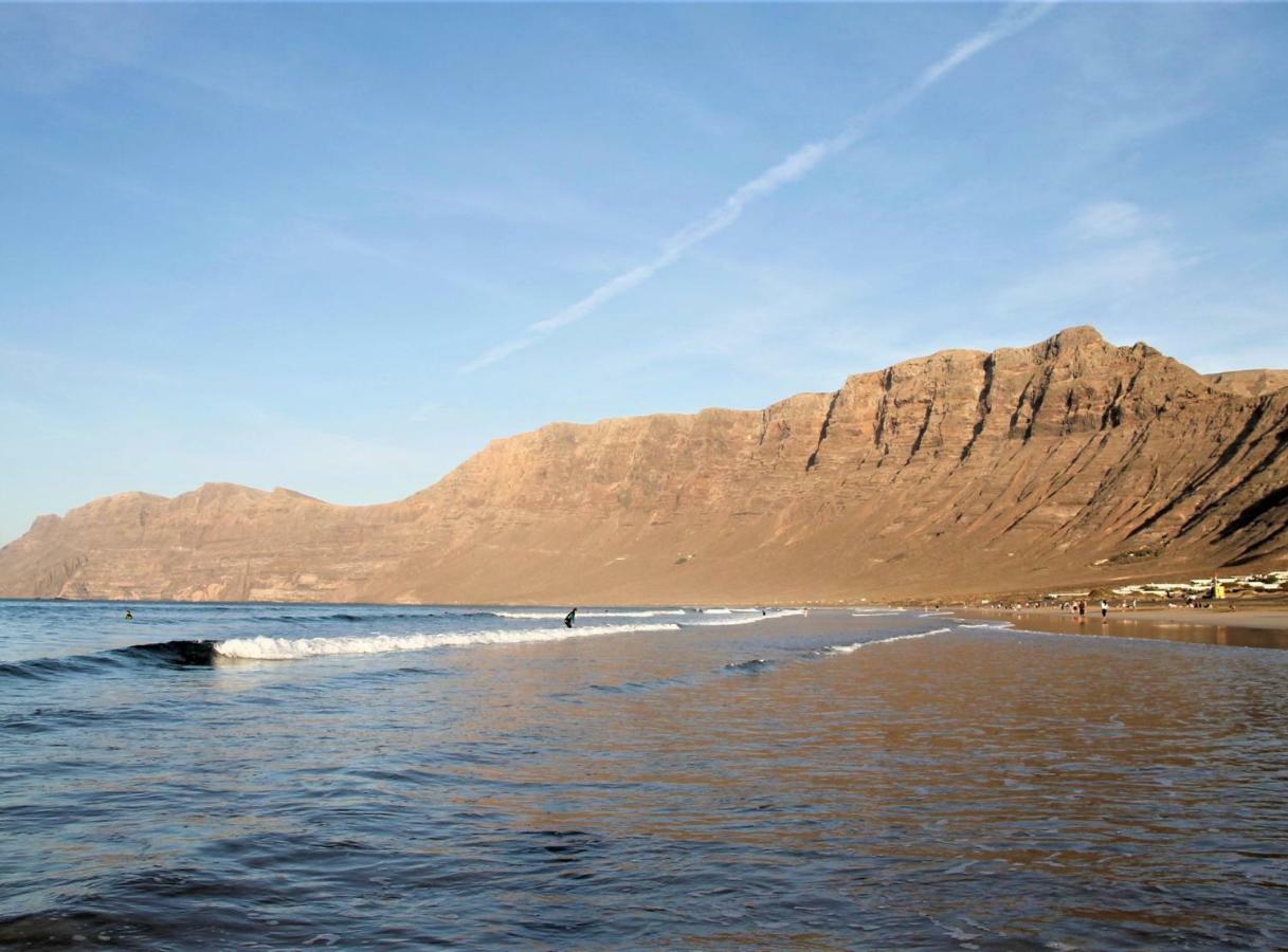 Canaryislandshost L Surf Lanzarote Famara Extérieur photo